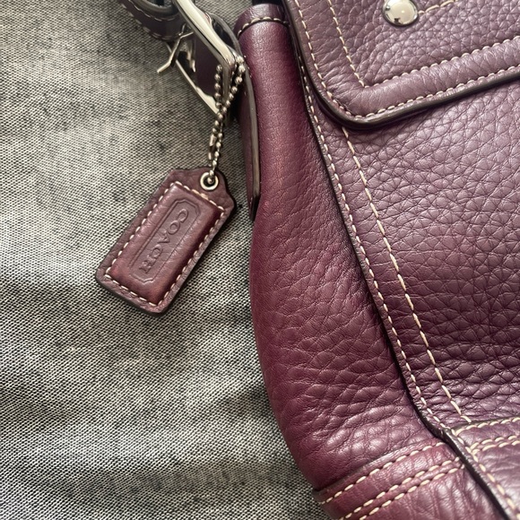 Coach Hamilton crossbody bag purple silver details - Picture 3 of 6
